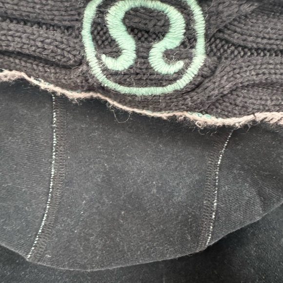 Lululemon heavyweight Jacket Hoodie Size 10 - Picture 4 of 7